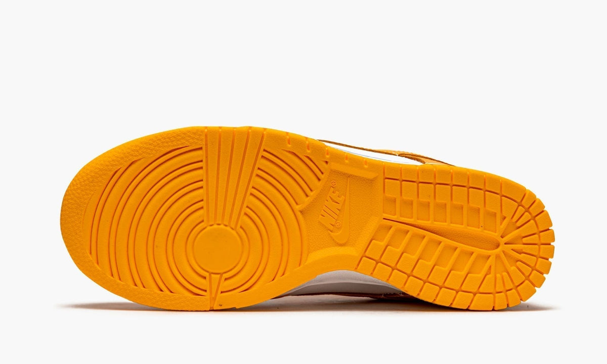 Dunk Low 'Laser Orange'
