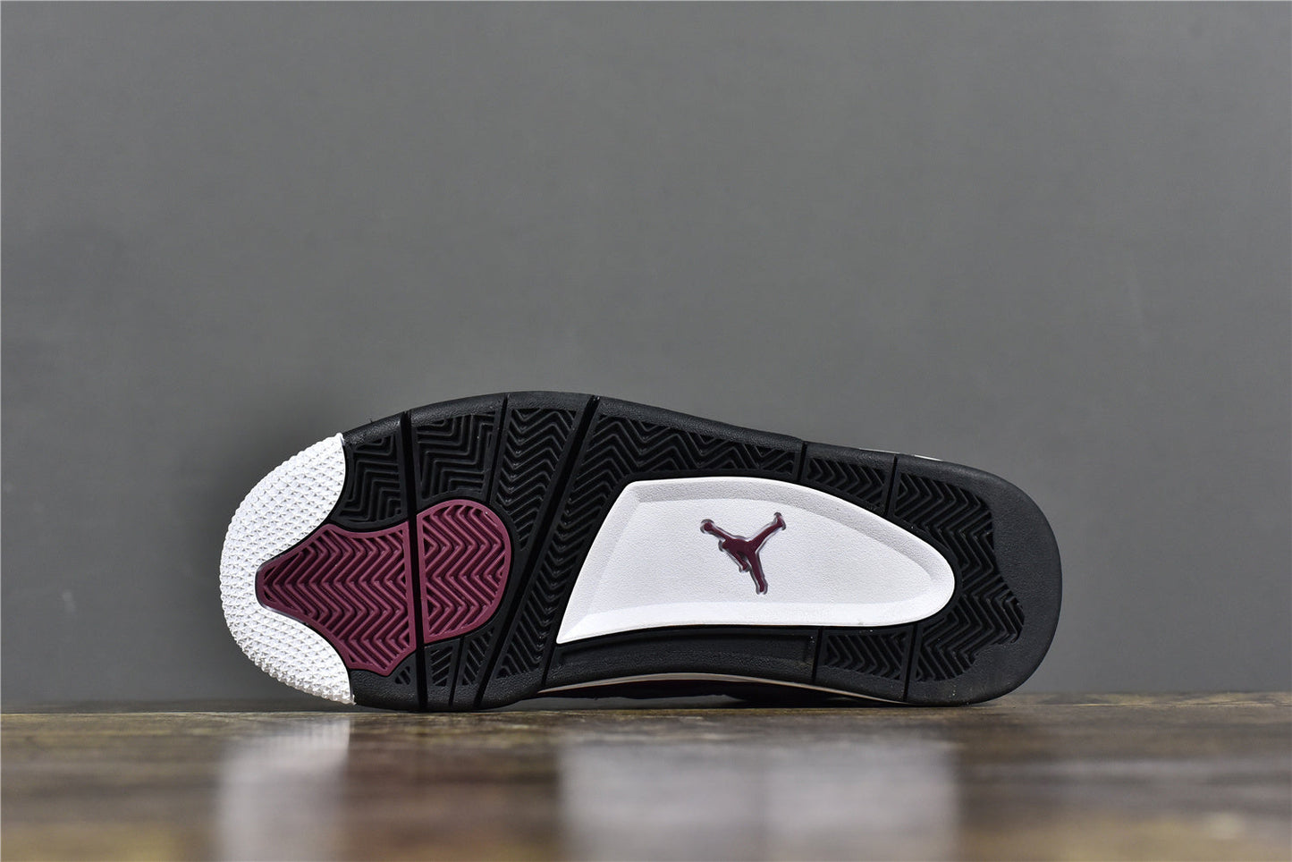 AJ 4 'Paris Saint Germain'