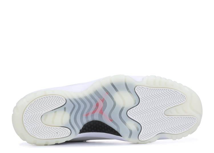 AJ 11 RETRO 'PLATINUM TINT'