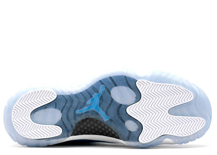 AJ 11 RETRO 'PANTONE'