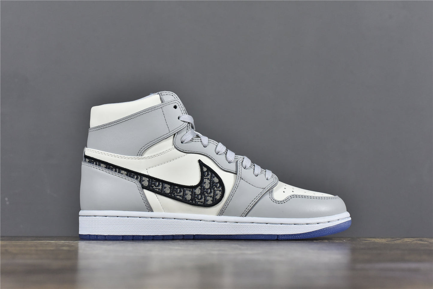 AJ 1 High x D!OR