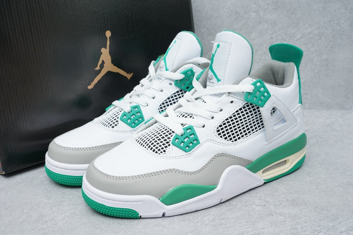 AJ 4 'Pine Green'