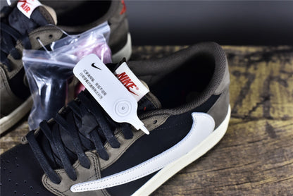 AJ 1 Low x Travis Scott 'Dark Mocha'