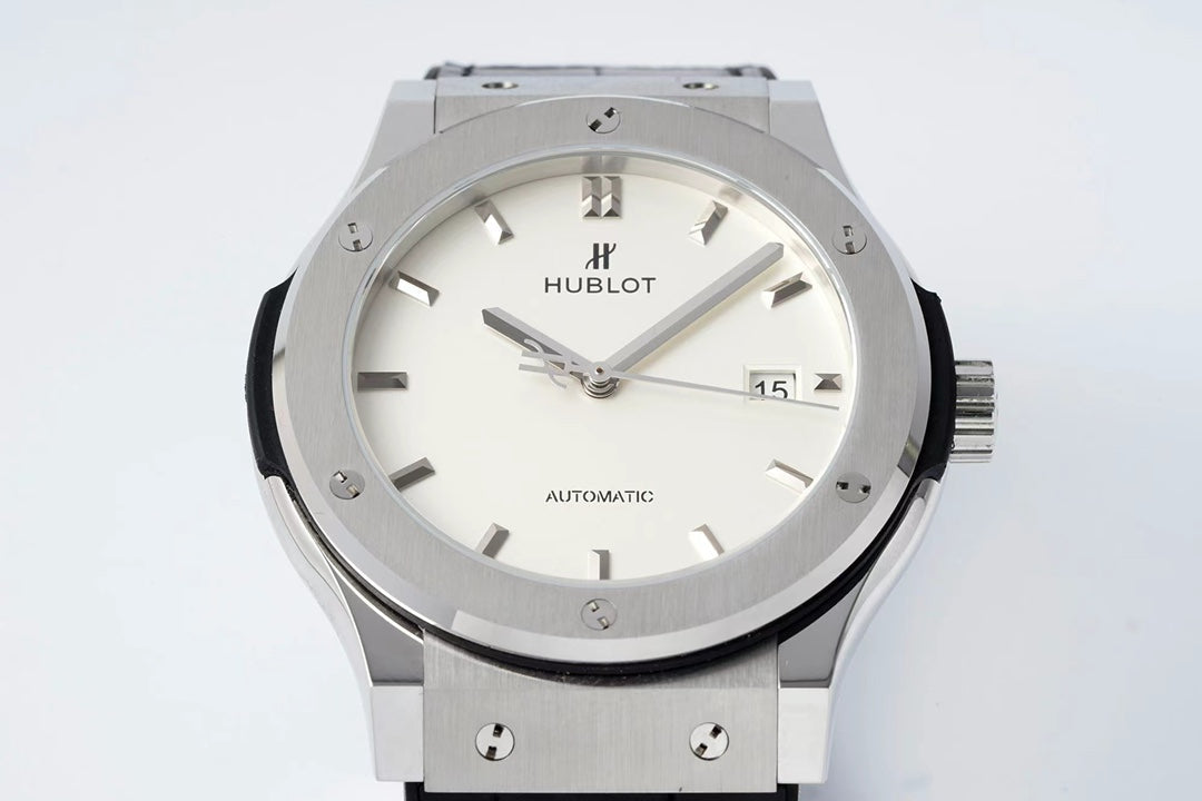 HBT White - Silver 904L Steel - Black Leather - Automatic - 42mm
