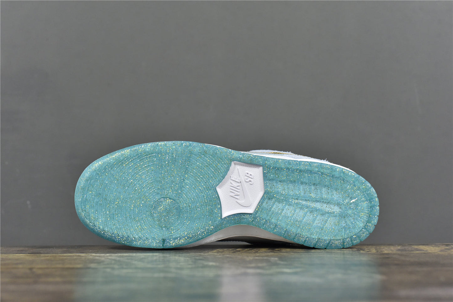 SB Dunk Low 'Sean Cliver'