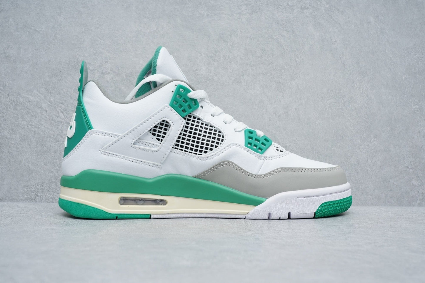 AJ 4 'Pine Green'
