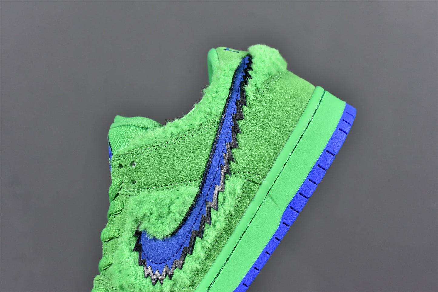 SB Dunk Low x Grateful Dead 'Green'