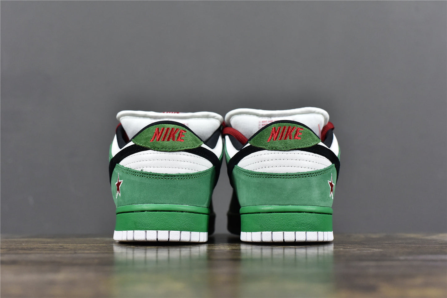 SB Dunk Low x Heineken