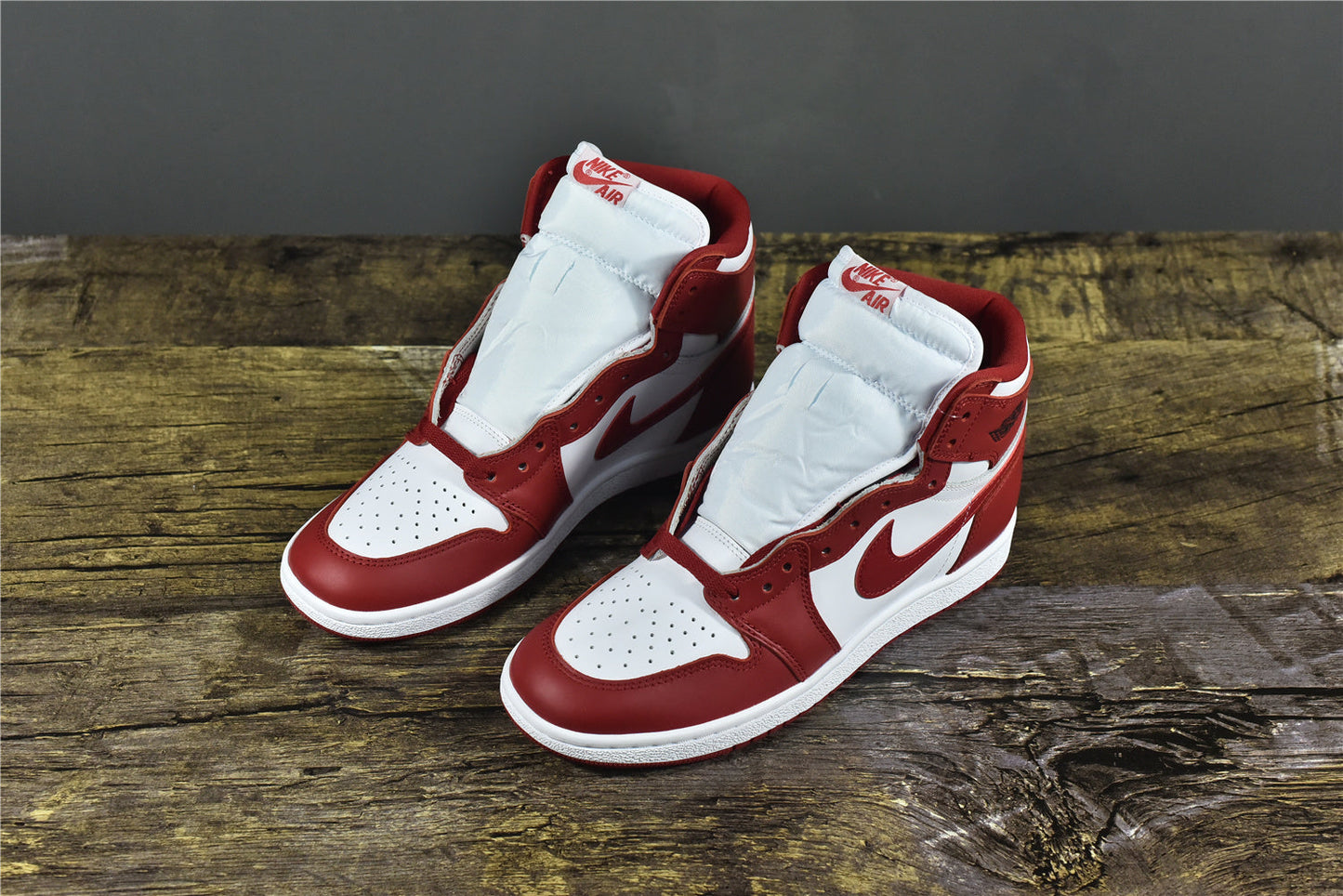 AJ 1 High '85 New Beginnings'