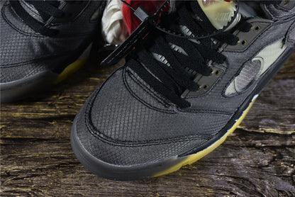 AJ 5 x Off-White