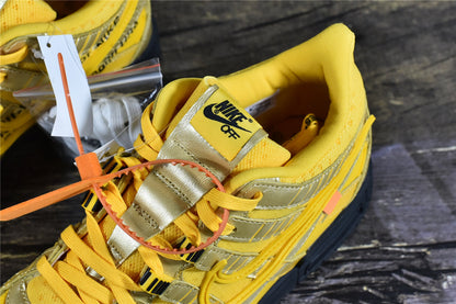 Off-W** Air Rubber Dunk University Gold