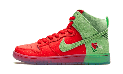 SB Dunk High Strawberry Cough