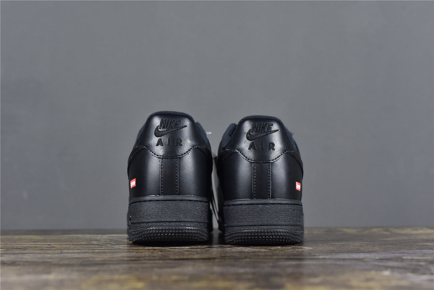 AF 1 x Supreme 'Black'