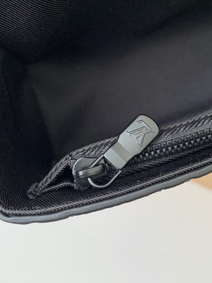 LV STEAMER WM Bag