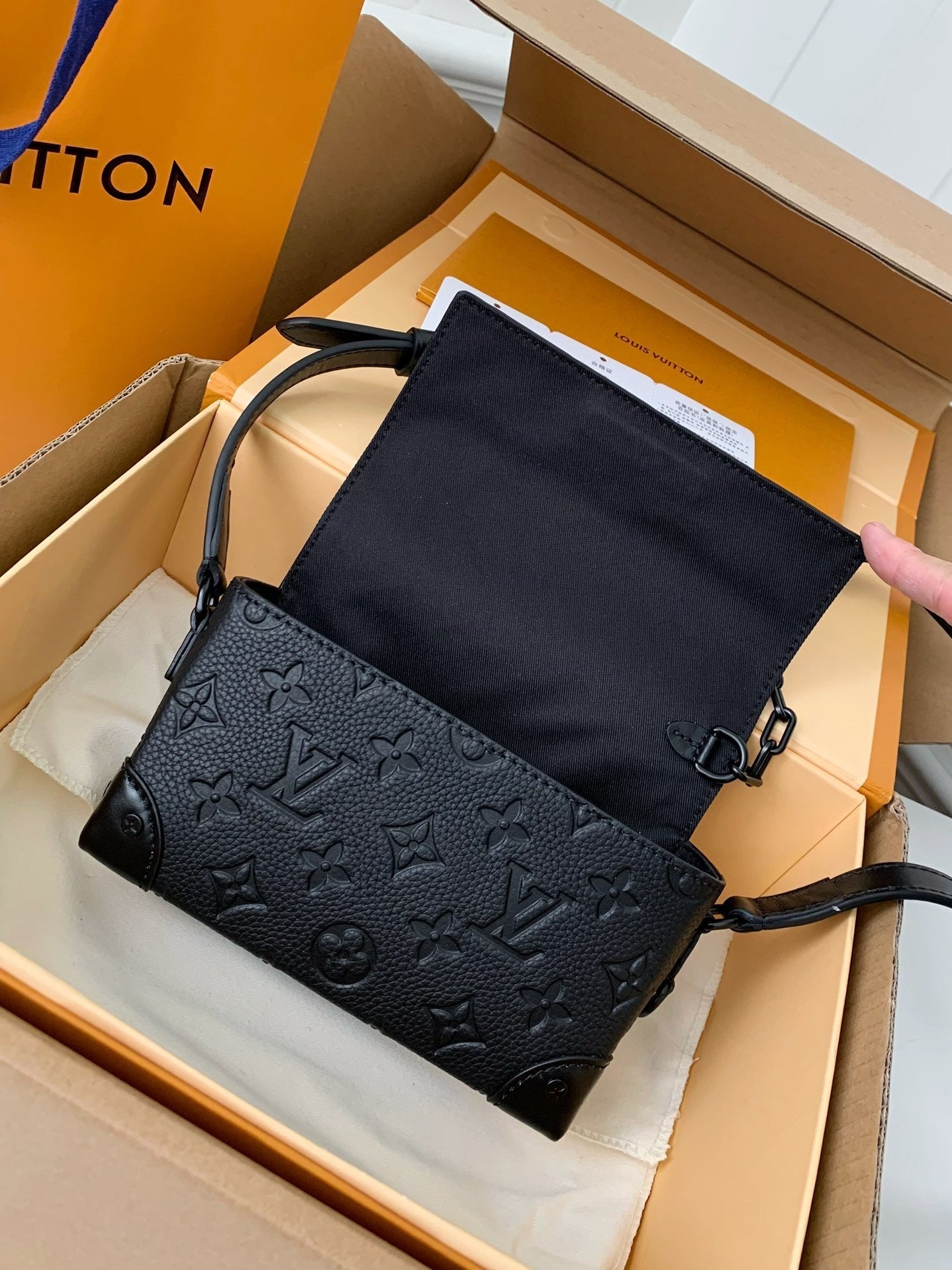LV STEAMER WM Bag