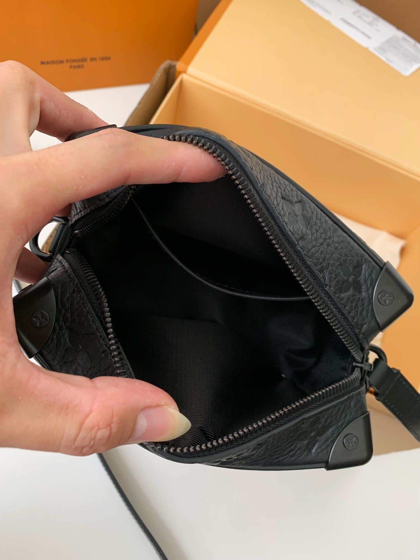 LV MINI SOFT TRUNK