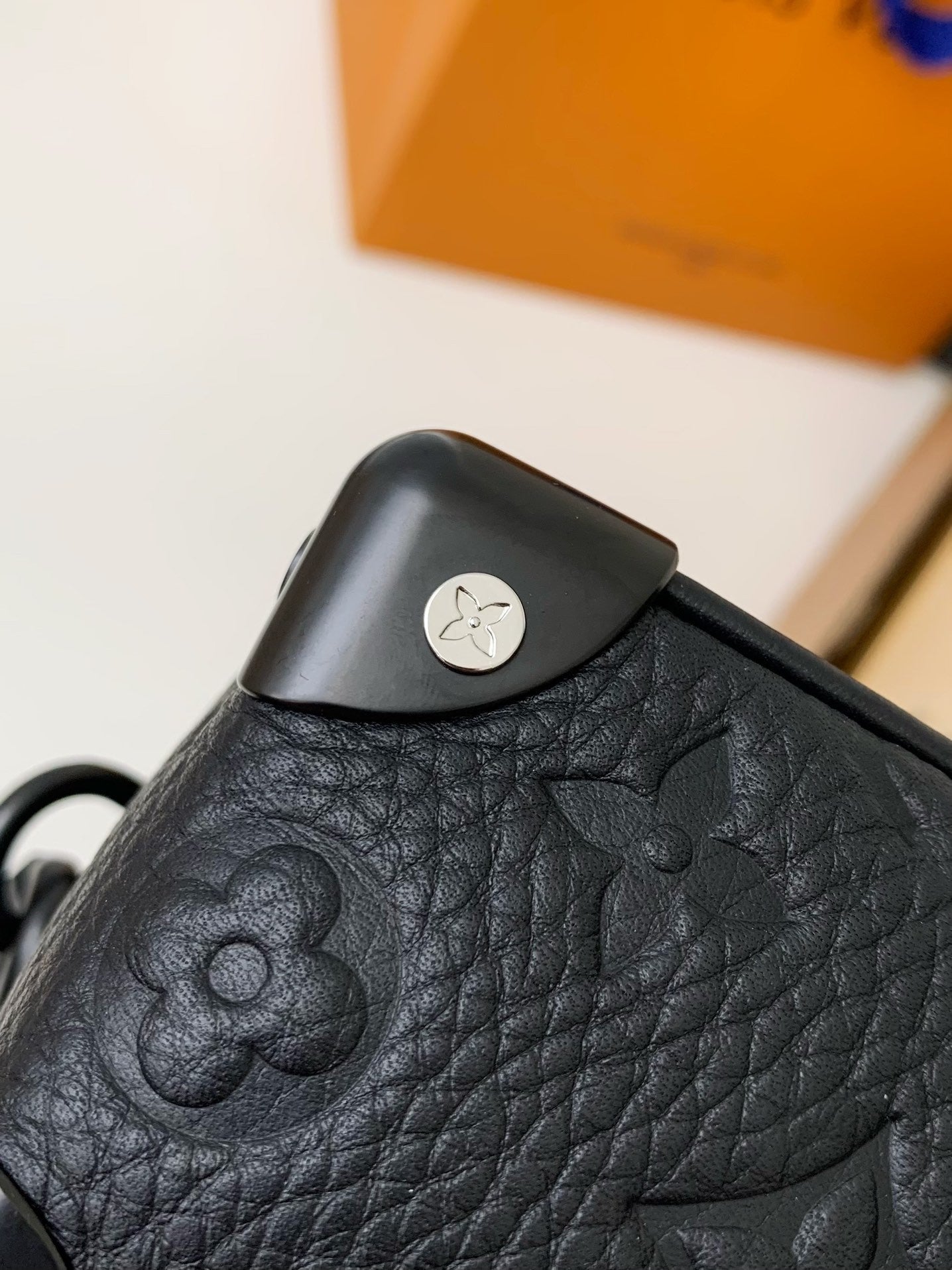 LV MINI SOFT TRUNK