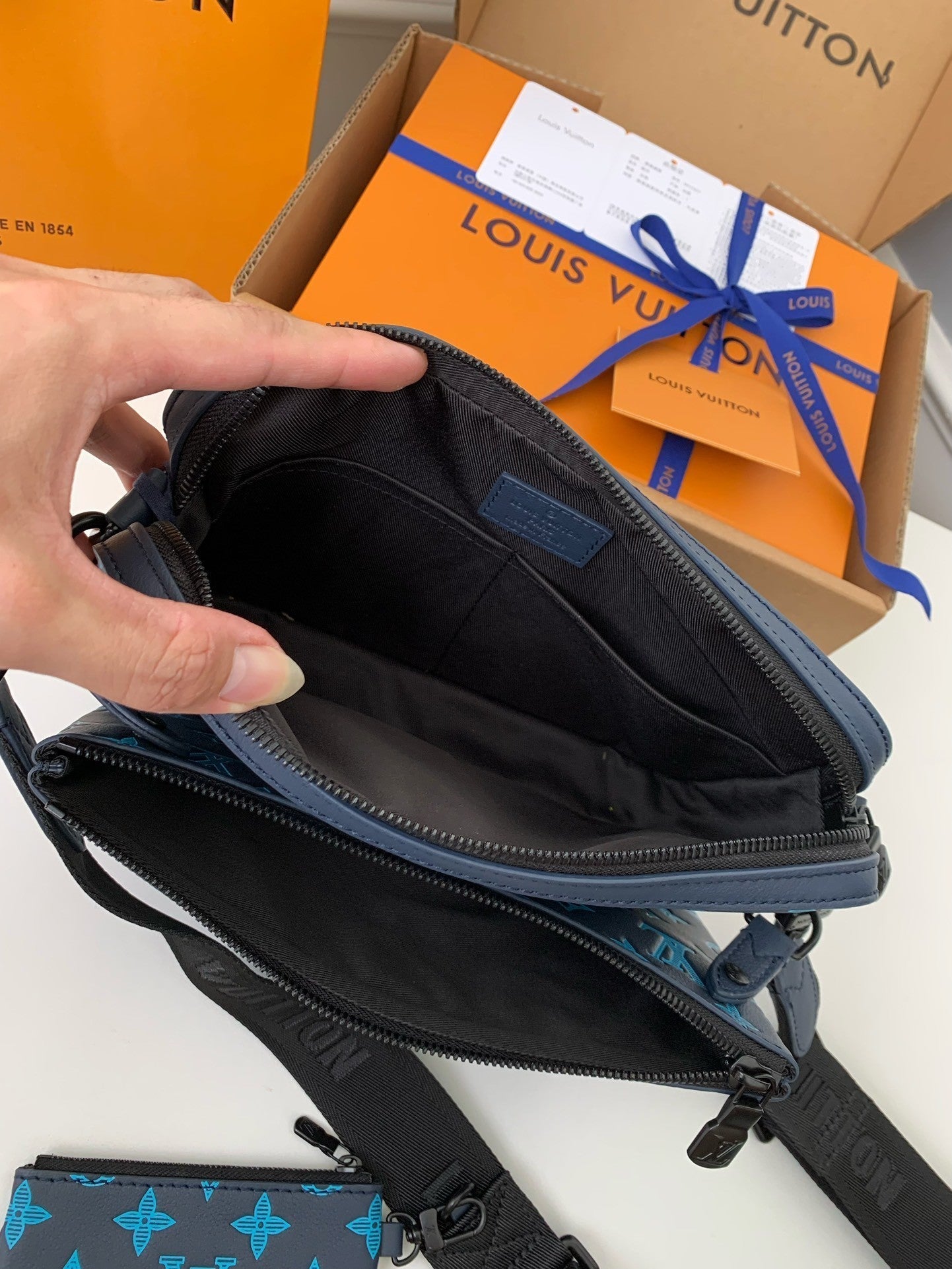 LV TRIO Bag