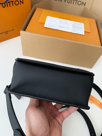 LV FLAP Bag