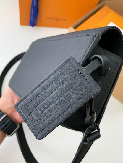 LV FLAP Bag