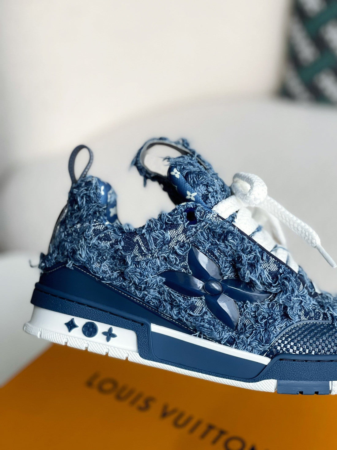 LV RUNNER TATIC sneakers