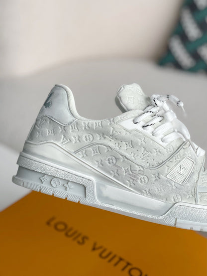 LV TRAINER SNEAKERS