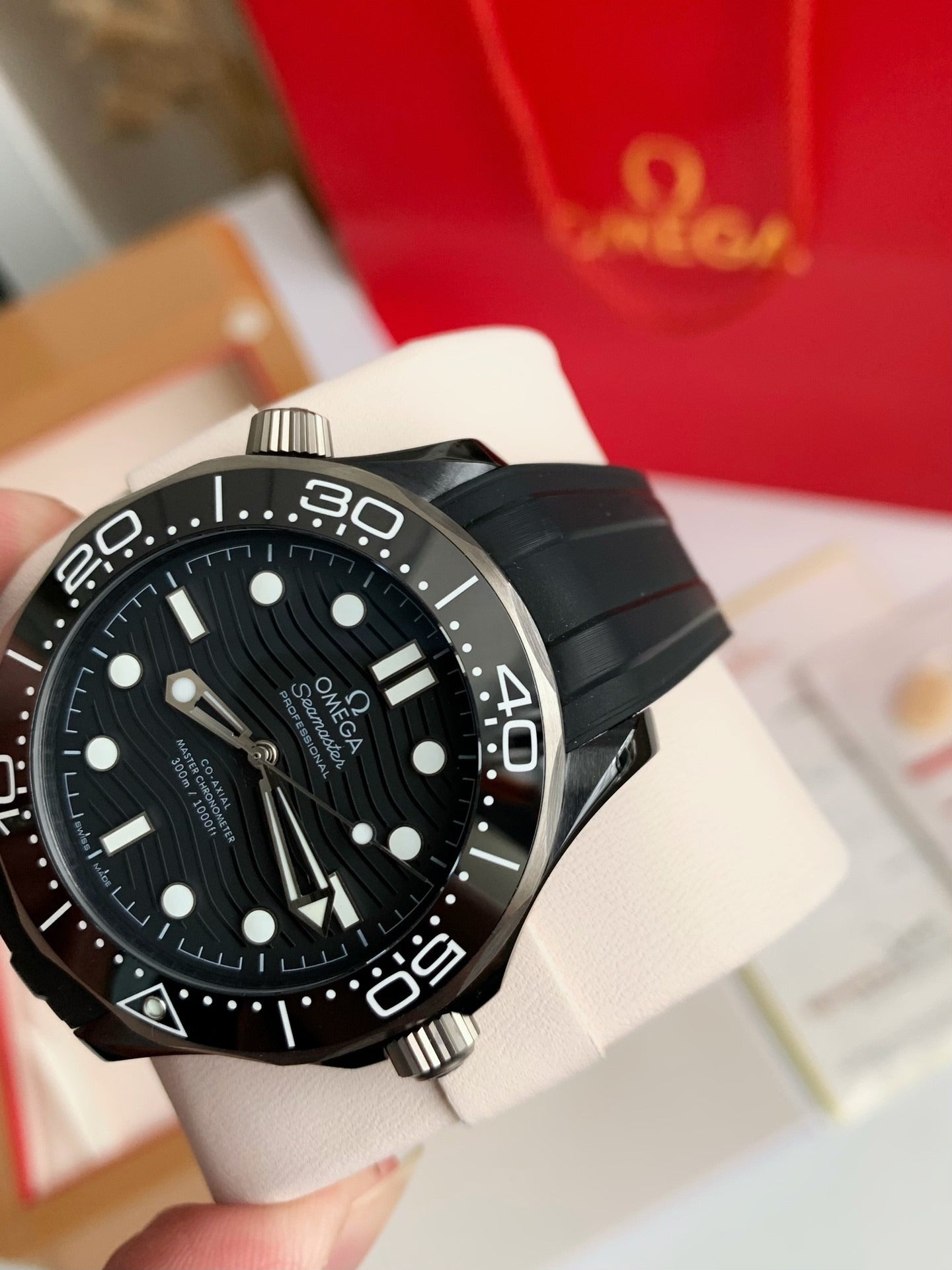 Omega Seahorse Series 300-meter dive wristwatch,43.5mm