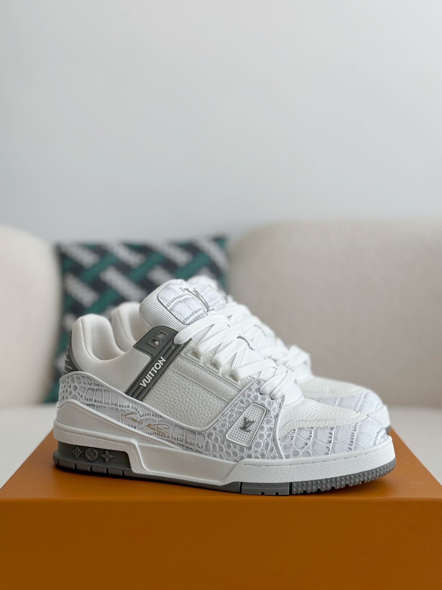 LV TRAINER SNEAKERS