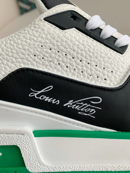 LV TRAINER SNEAKERS