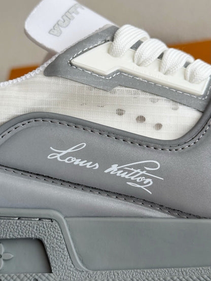 LV TRAINER SNEAKERS REFLECTIVE