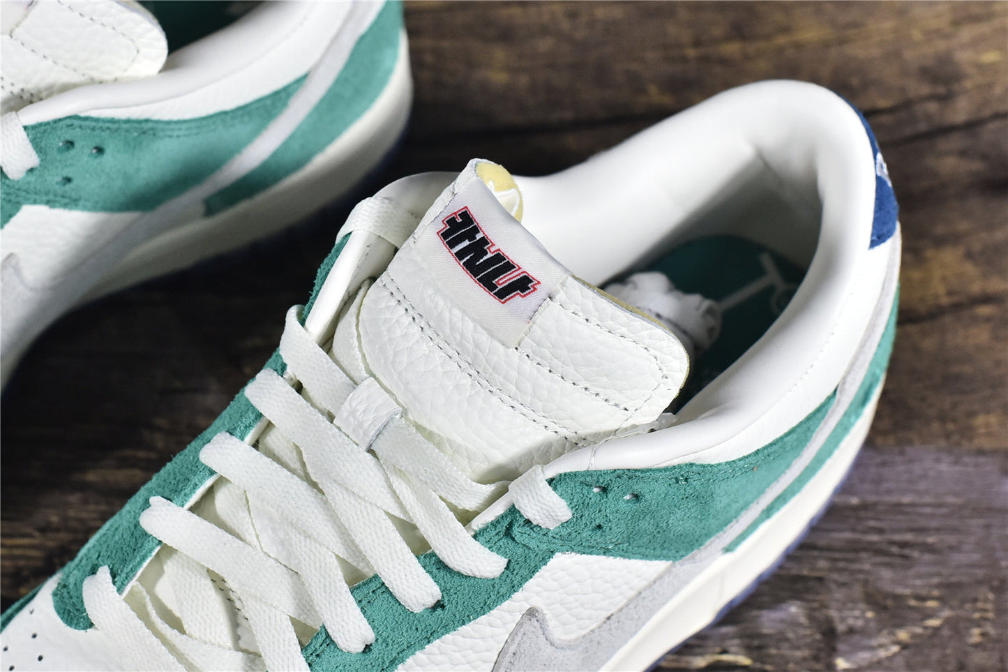 SB Dunk Low x Kasina 'Neptune'