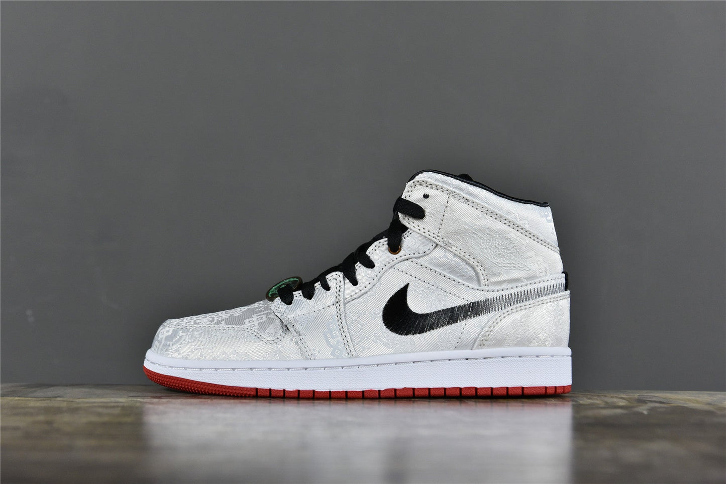 AJ 1 Mid x CLOT 'Fearless'