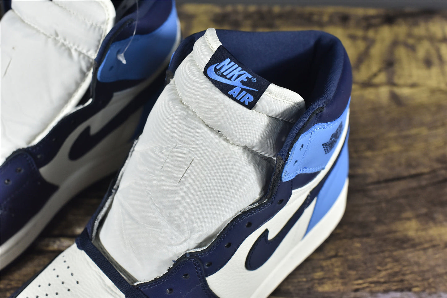 AJ 1 High 'Obsidian'