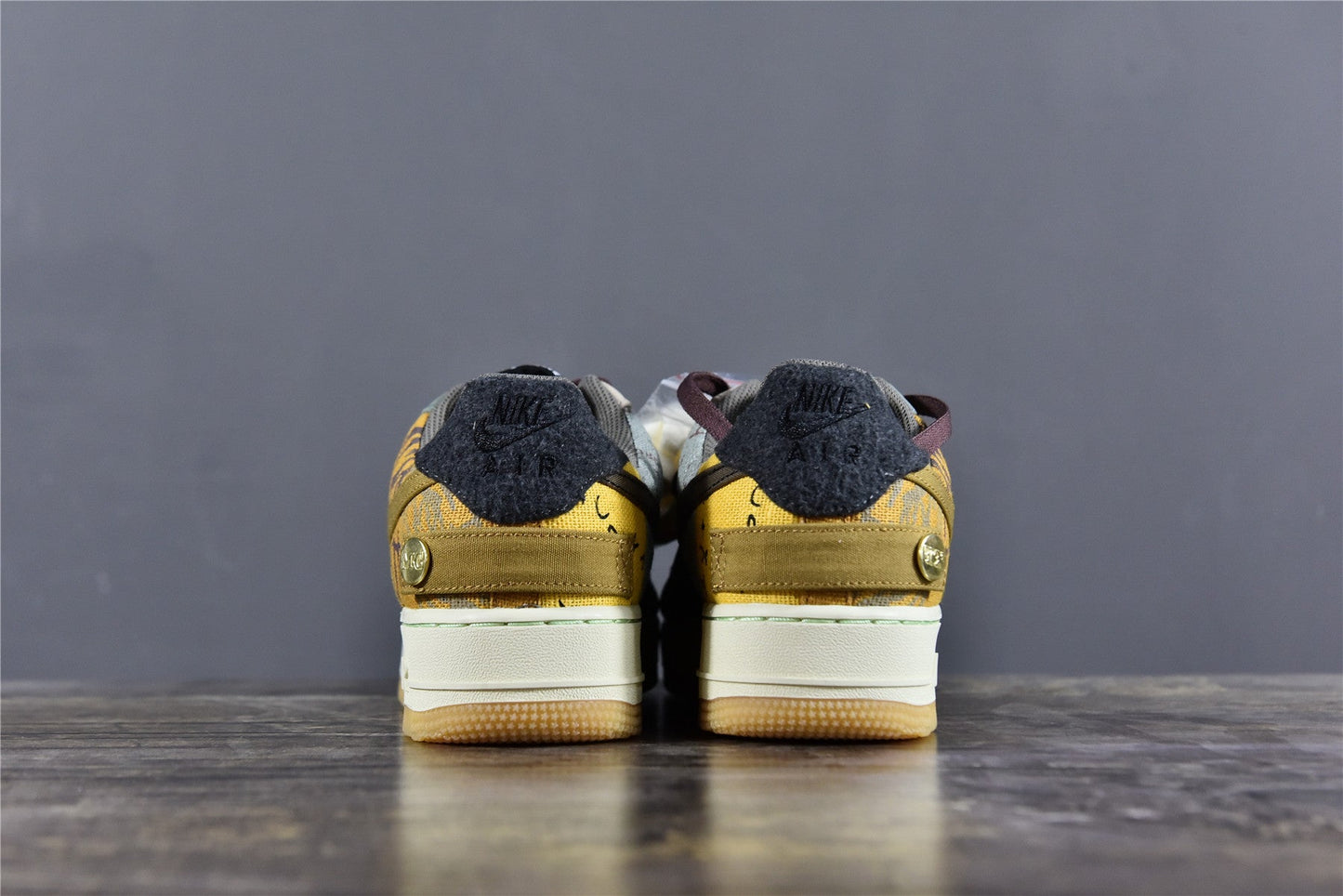 AF 1 x Travis Scott 'Cactus Jack'