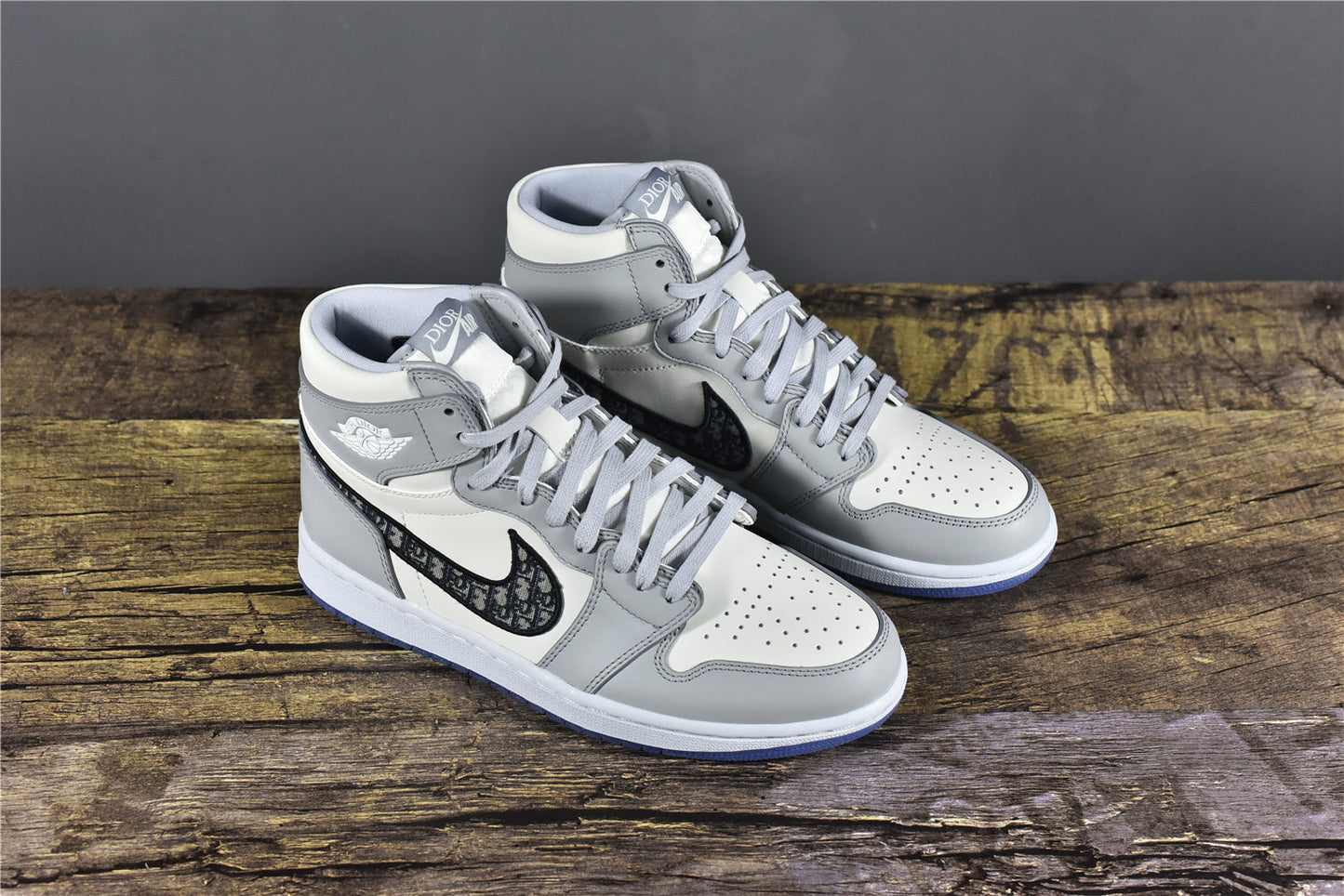 AJ 1 High x D!OR