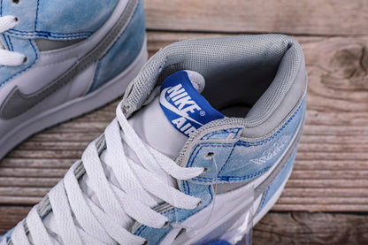 AJ 1 High 'Hyper Royal'