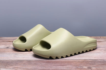 Yeezy Slide Resin