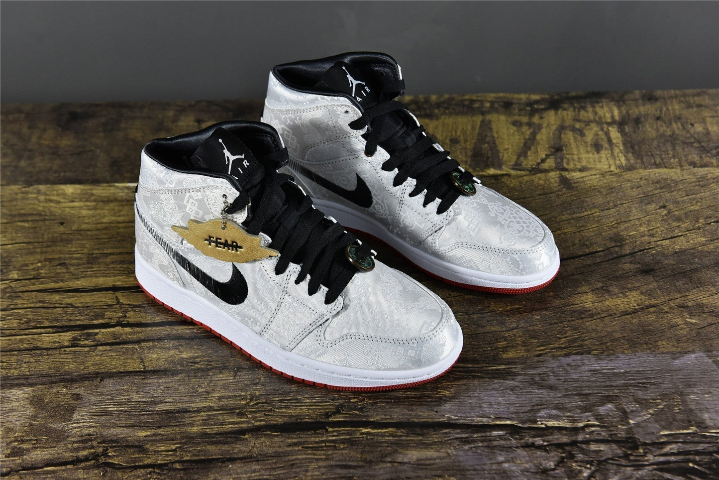 AJ 1 Mid x CLOT 'Fearless'