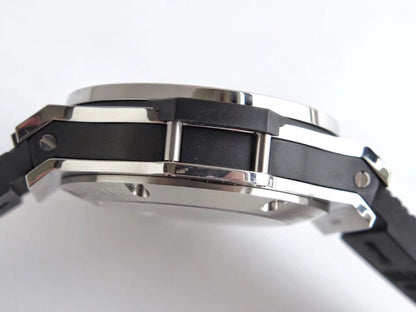HBT Chronograph -Black Silver  - Black Rubber - Automatic - 44mm