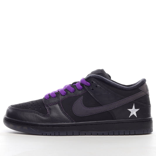 SB Dunk Low x Nike Familia