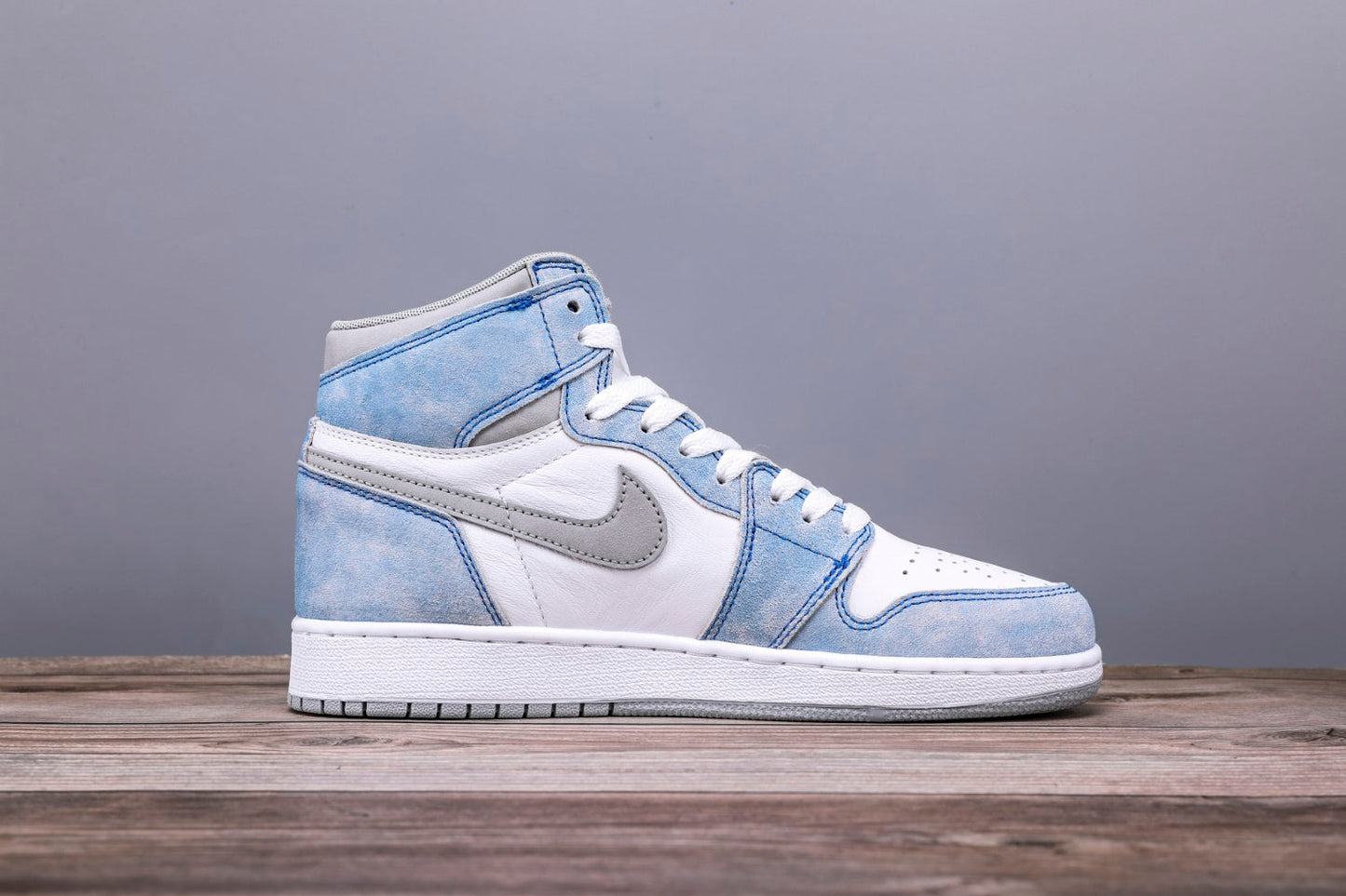 AJ 1 High 'Hyper Royal'