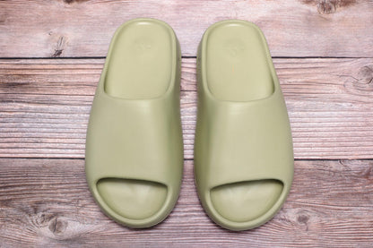 Yeezy Slide Resin