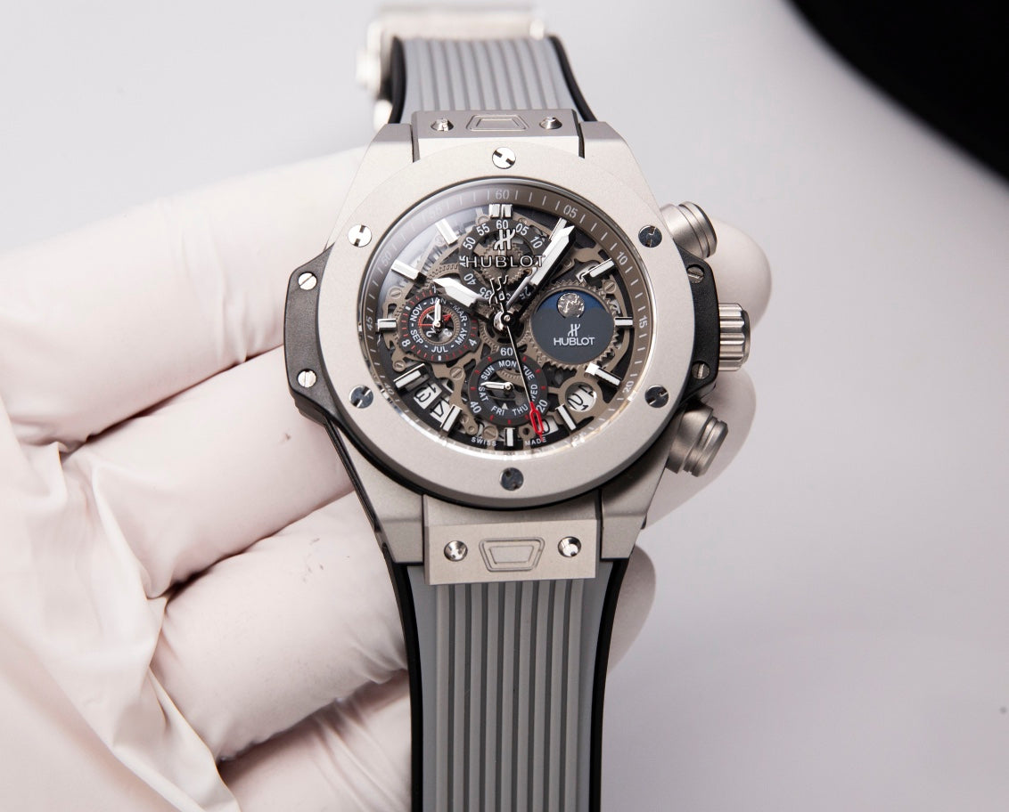 HBT Grey - Hollow 904L Steel - Grey Rubber - Quartz - 42mm