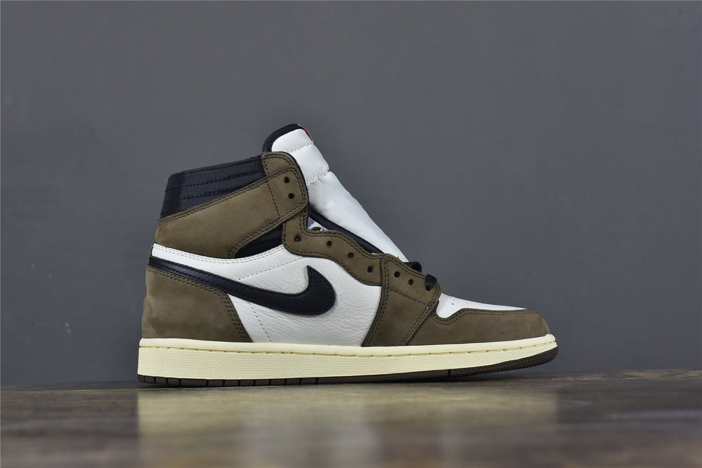 AJ 1 High x Travis Scott 'Mocha'