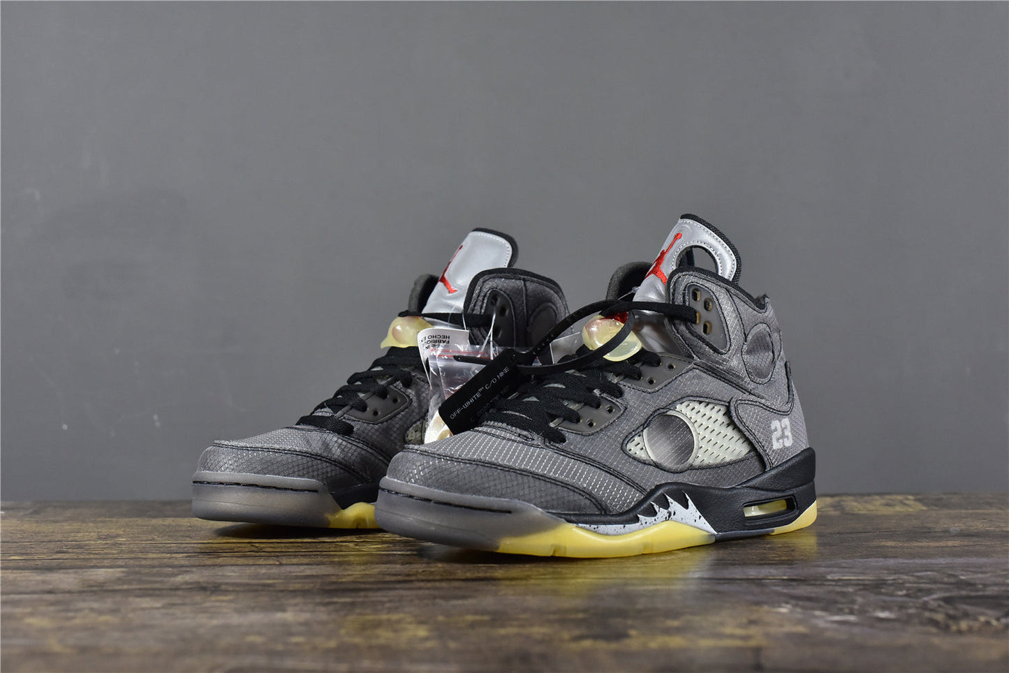 AJ 5 x Off-White