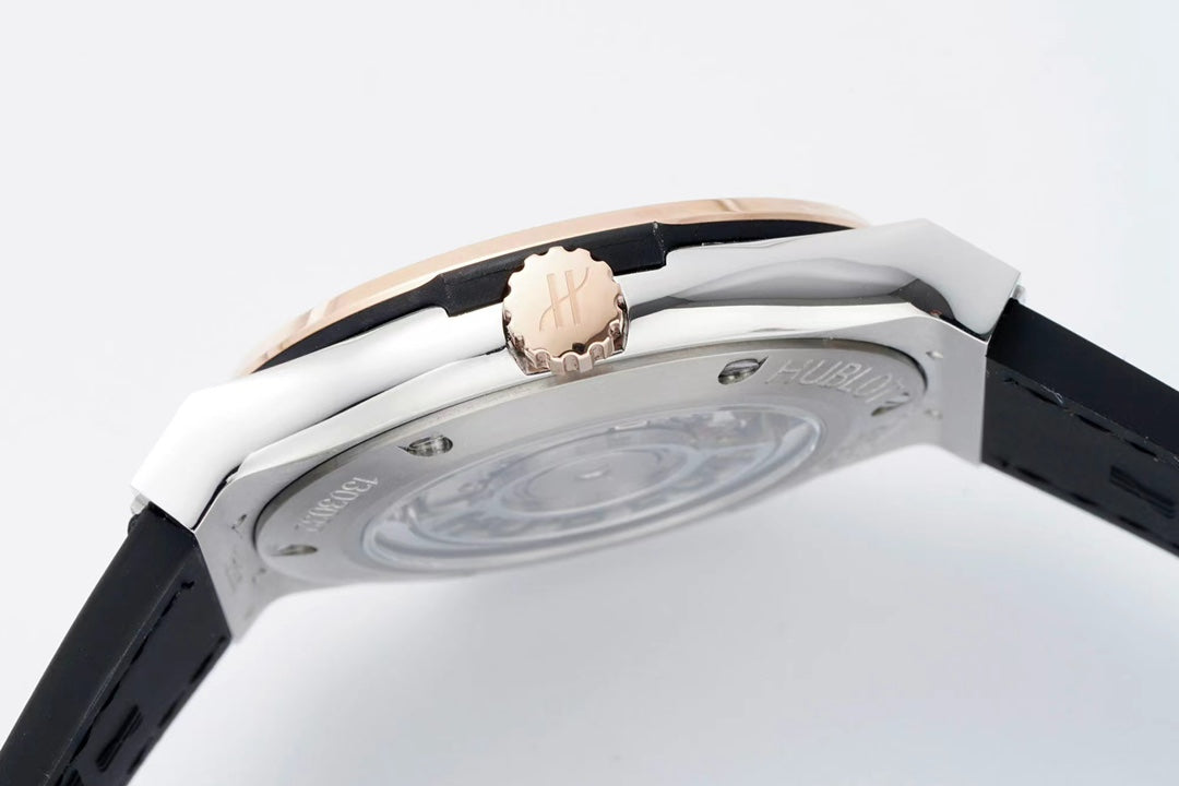 HBT Black - Rosegold 904L Steel - Black Leather - Automatic - 42mm