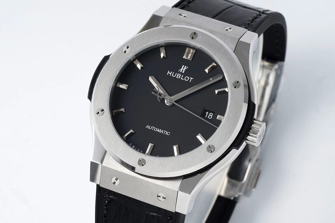 HBT Black - Silver 904L Steel - Black Leather - Automatic - 42mm