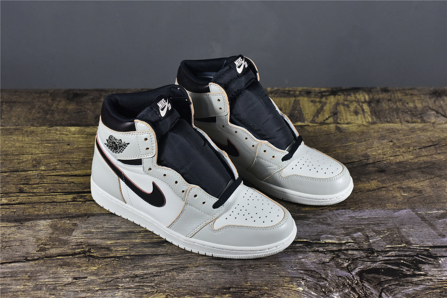 AJ 1 High 'SB NYC to Paris'
