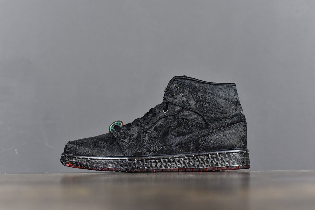 AJ 1 Mid x CLOT 'Fearless Black'