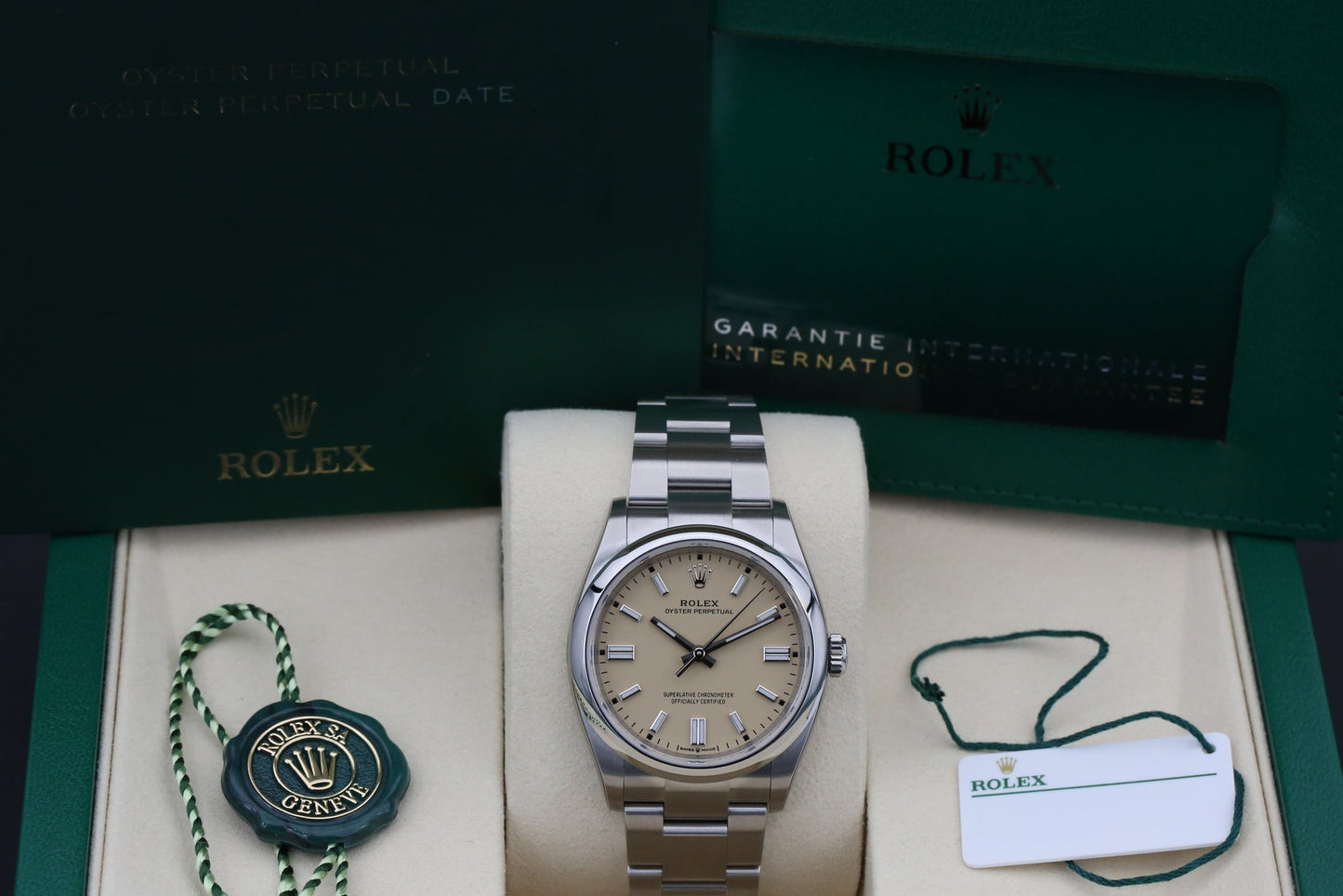 Rolx Beige OYSTER PERPETUAL 36mm 2025